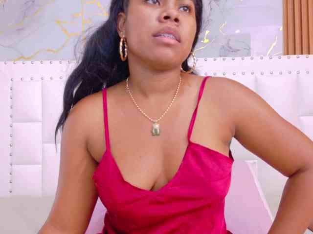 naughtyebonyy webcam