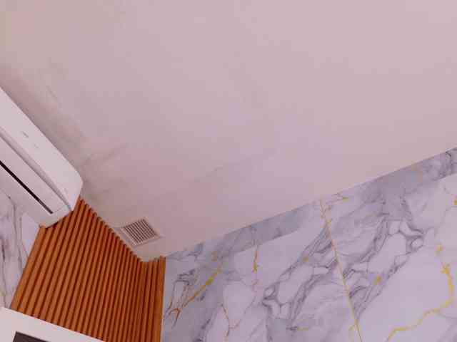 naughtyebonyy webcam