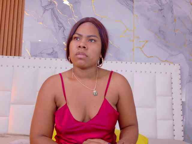 naughtyebonyy webcam