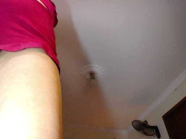 danielle-rose's BongaCams show and profile