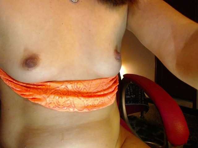 danielle-rose's BongaCams show and profile