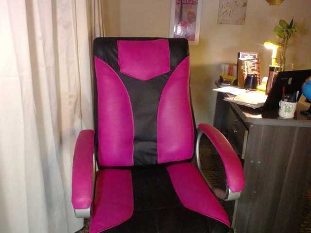 danielle-rose's BongaCams show and profile