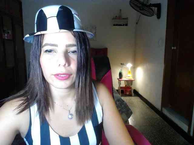 danielle-rose webcam