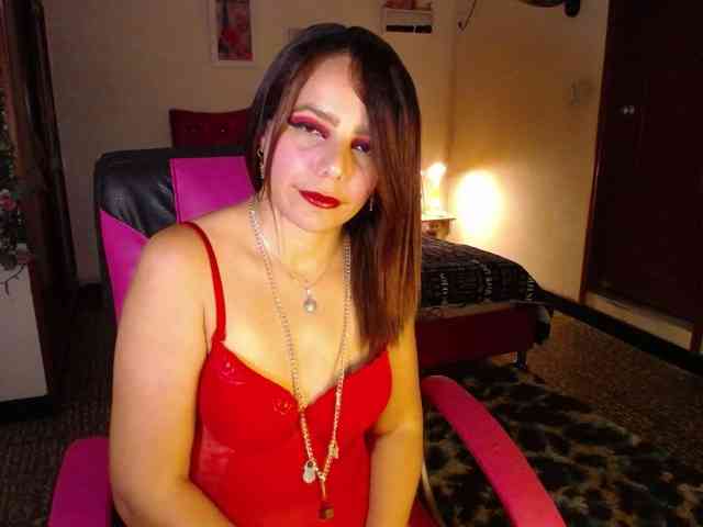 danielle-rose webcam