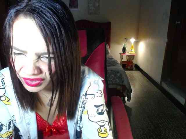 danielle-rose webcam