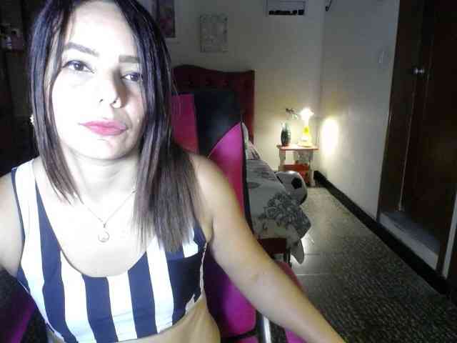 danielle-rose webcam