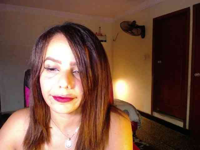 danielle-rose webcam