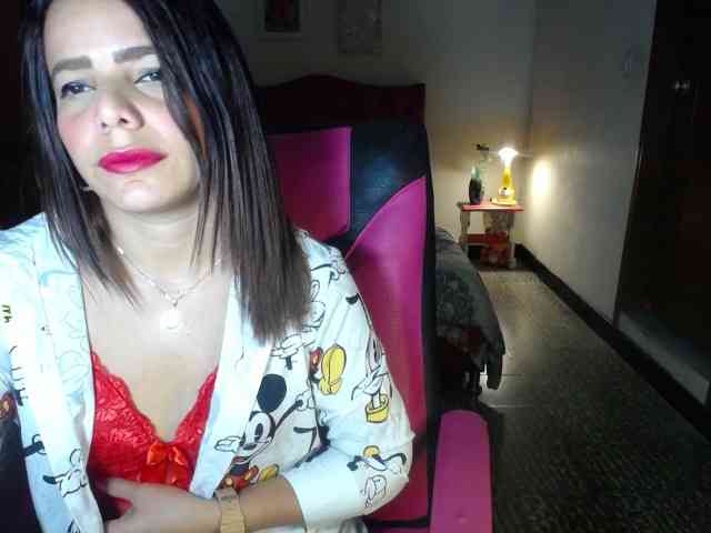danielle-rose webcam