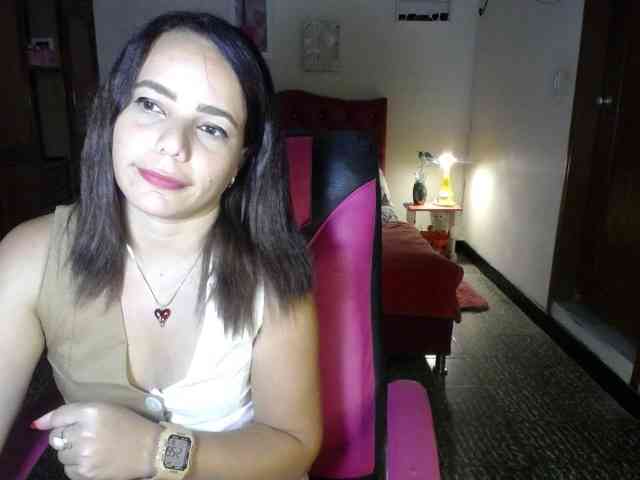 danielle-rose webcam