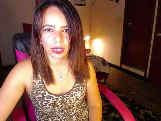 danielle-rose webcam