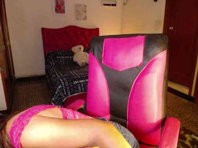 danielle-rose webcam