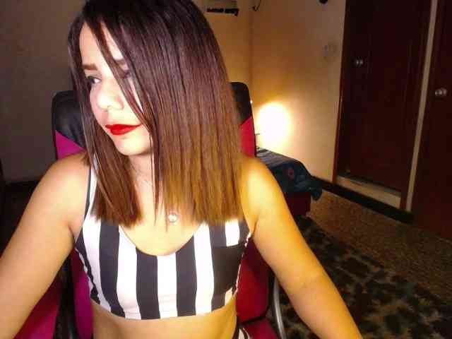 danielle-rose webcam