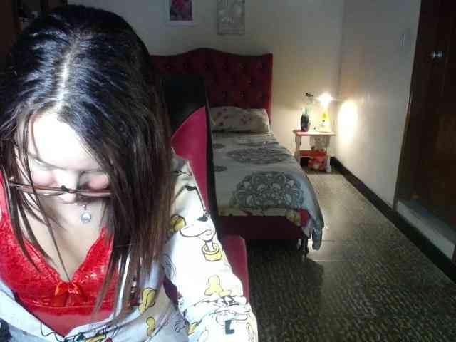danielle-rose webcam