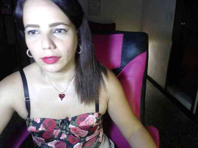 danielle-rose webcam
