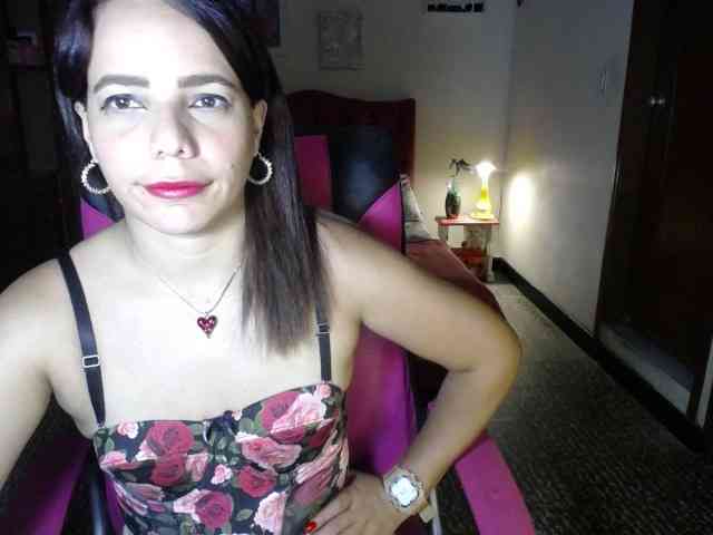 danielle-rose webcam