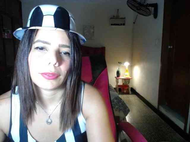 danielle-rose webcam