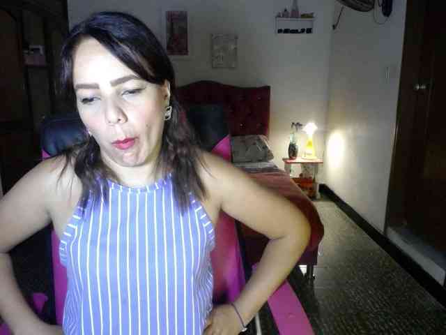 danielle-rose webcam