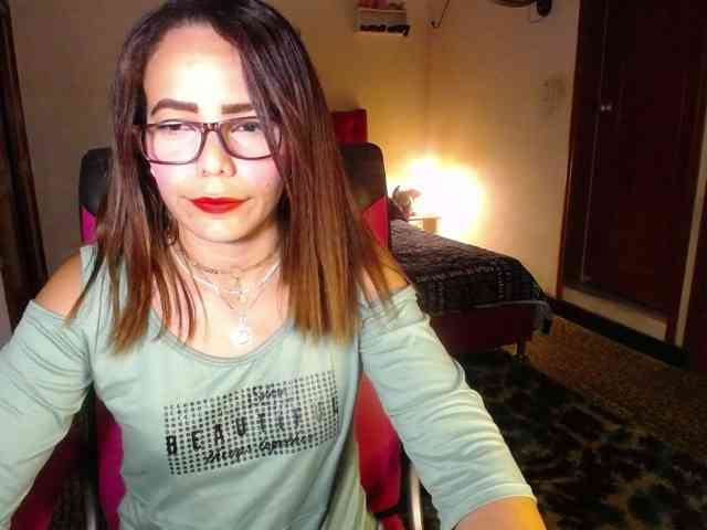 danielle-rose webcam