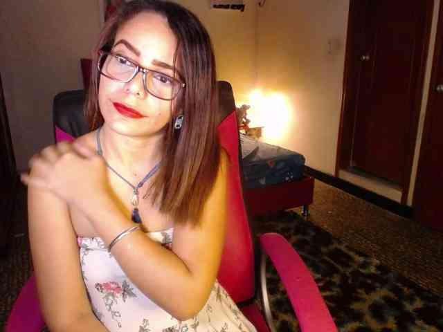 danielle-rose webcam