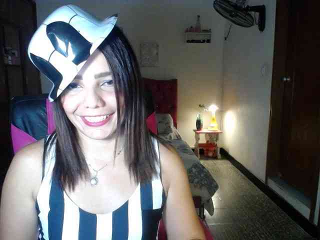 danielle-rose webcam