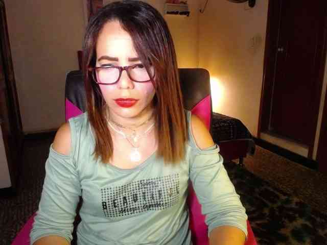 danielle-rose webcam