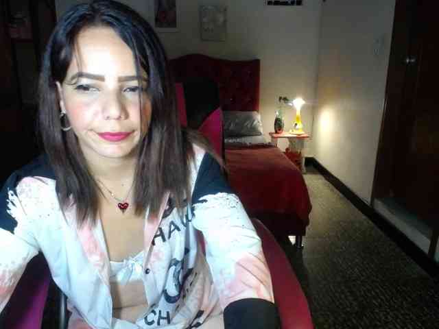 danielle-rose webcam