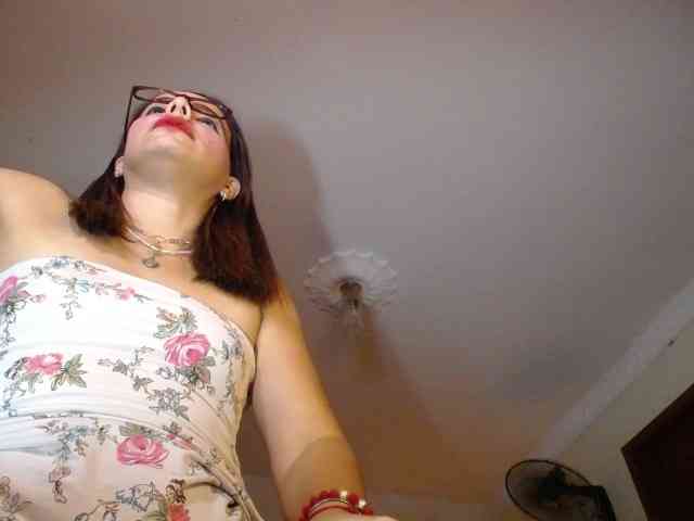 danielle-rose webcam