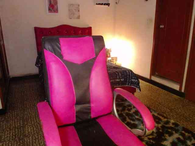 danielle-rose webcam