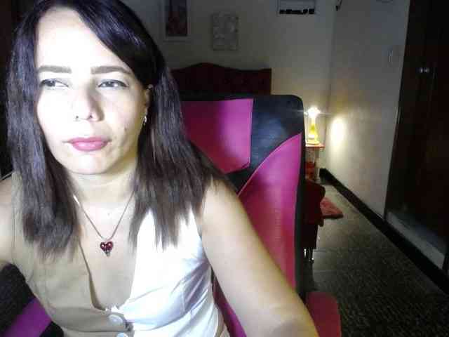 danielle-rose webcam