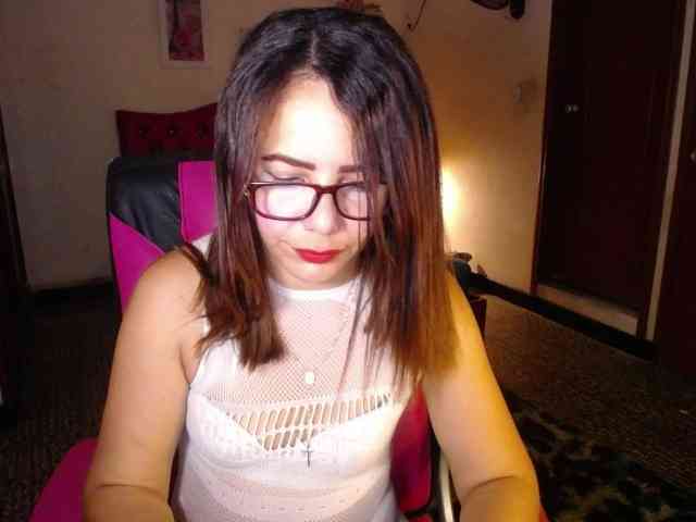 danielle-rose webcam