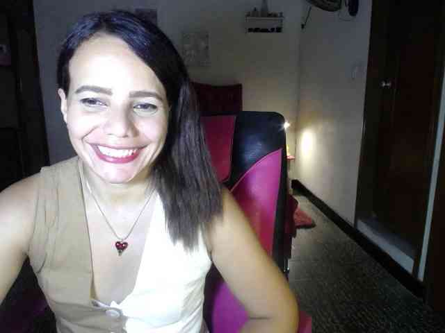 danielle-rose webcam