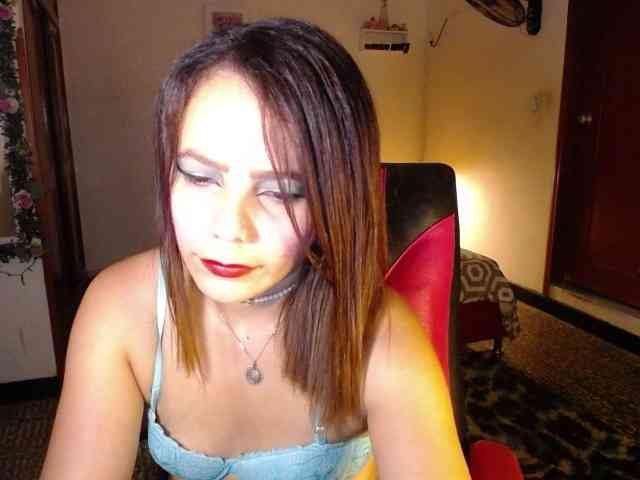 danielle-rose webcam