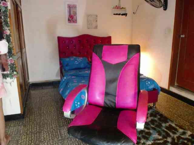 danielle-rose webcam