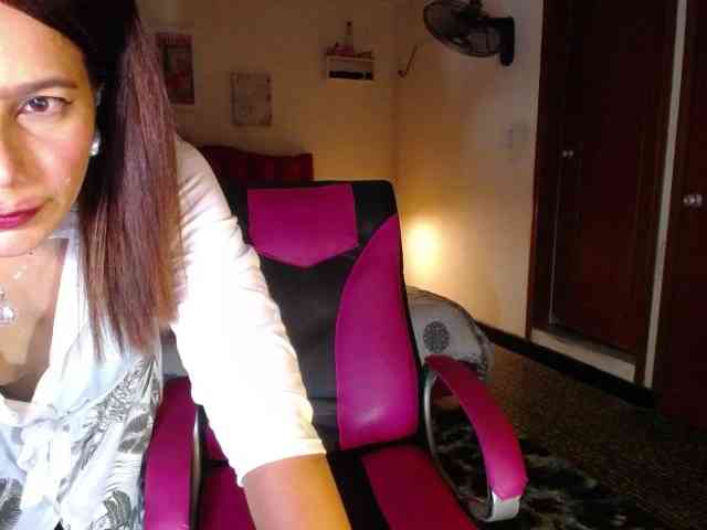 danielle-rose webcam