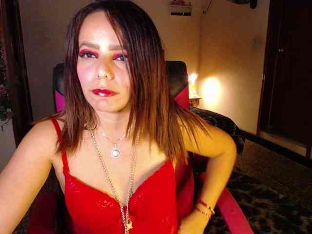 danielle-rose webcam