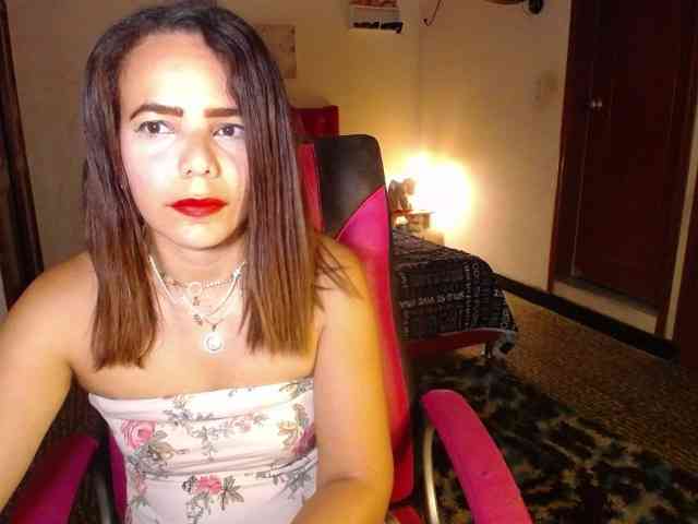 danielle-rose webcam