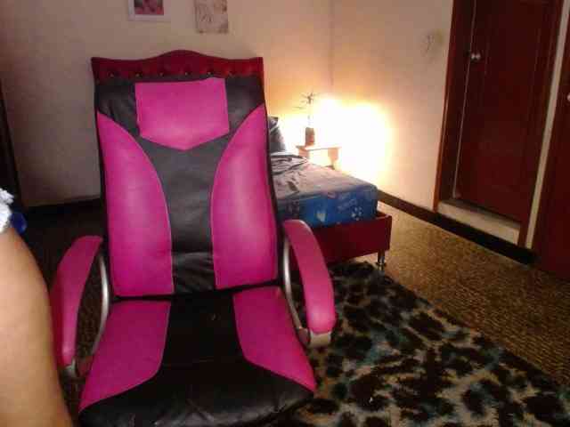 danielle-rose webcam