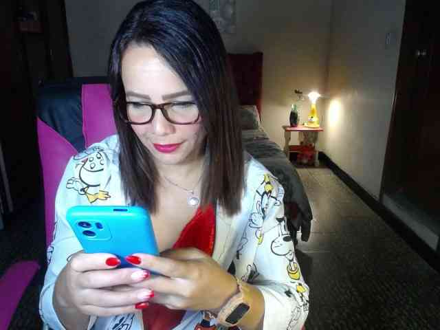 danielle-rose webcam