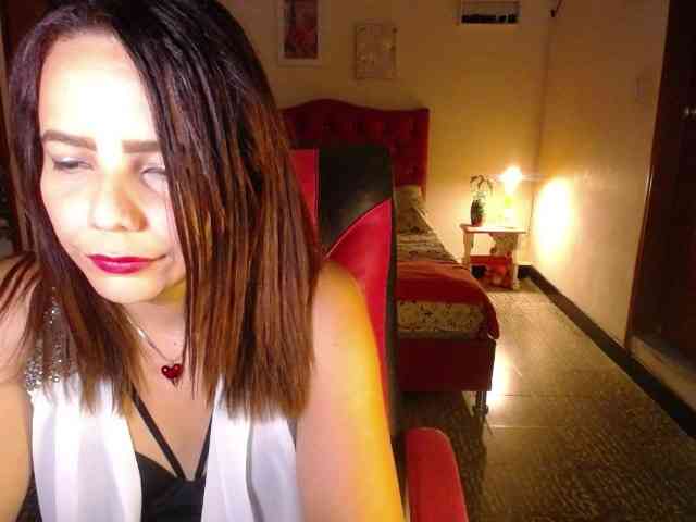 danielle-rose webcam