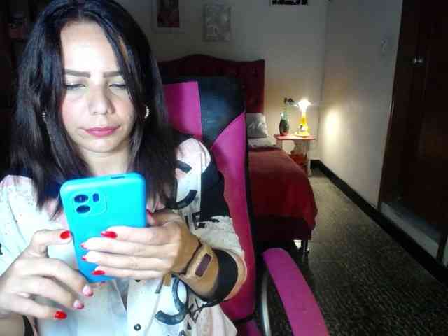 danielle-rose webcam