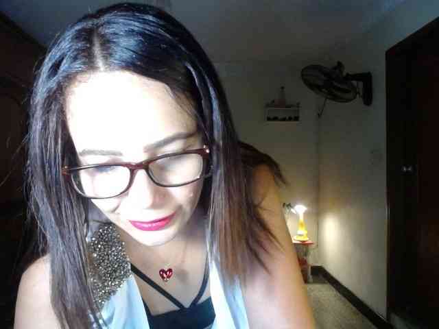 danielle-rose webcam