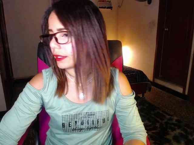 danielle-rose webcam