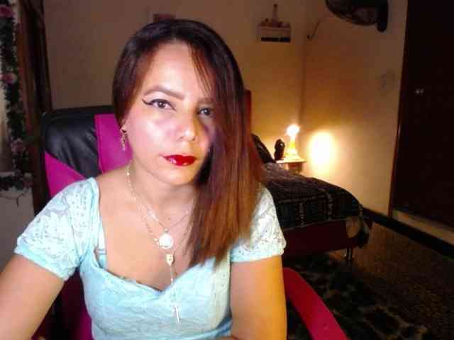 danielle-rose webcam