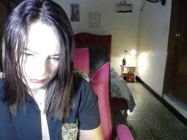 danielle-rose webcam
