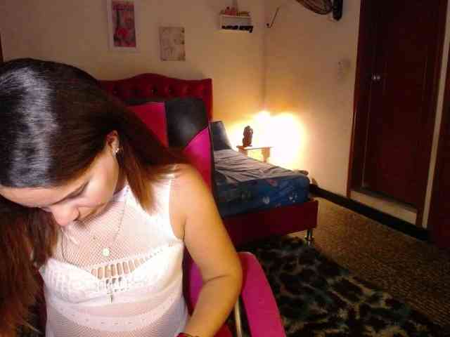 danielle-rose webcam