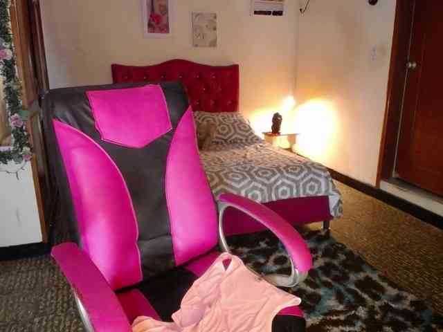 danielle-rose webcam