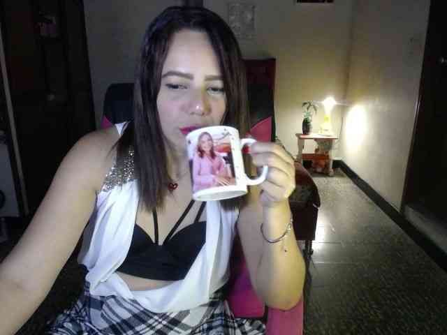 danielle-rose webcam