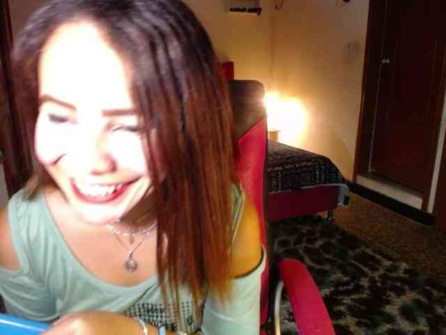 danielle-rose webcam