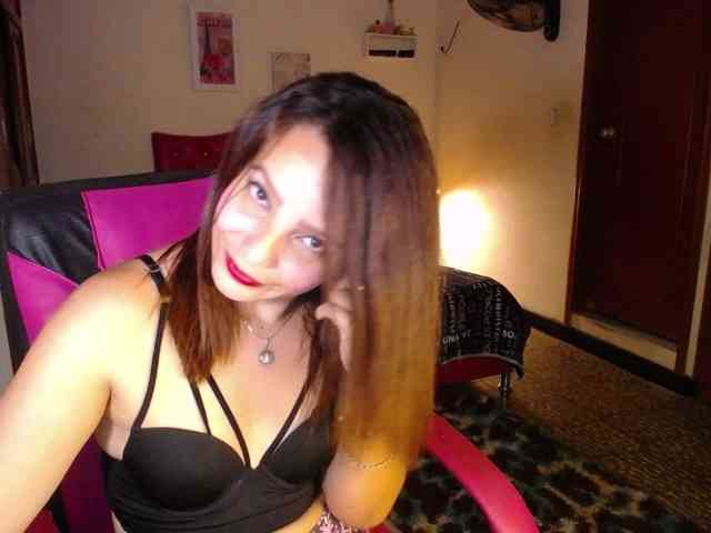 danielle-rose webcam