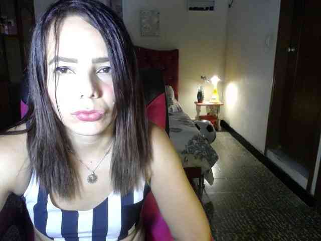 danielle-rose webcam